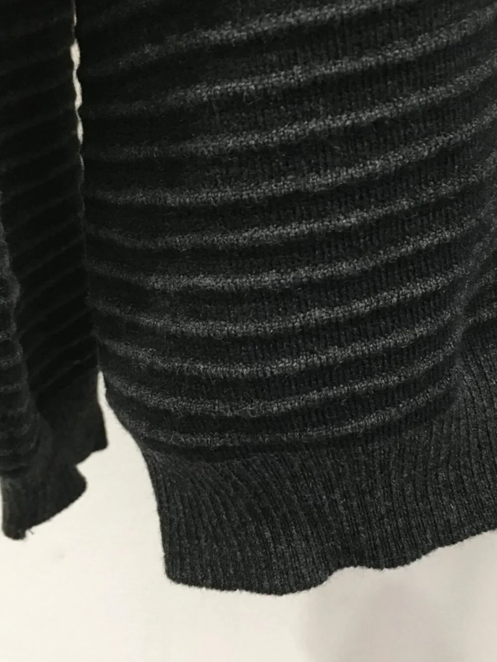 THE TERRITORY AHEAD Dark Gray/Black Striped 100% Merino Wool Knit Sweater